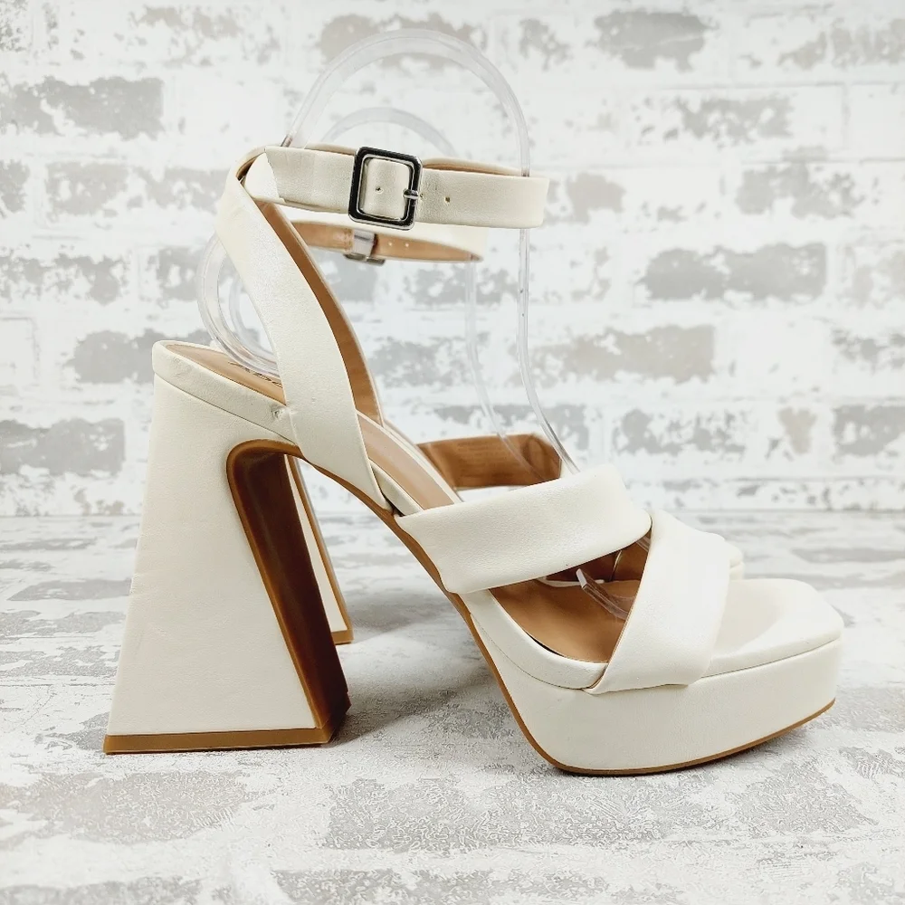New ABOUND Tracy Ankle Strap Platform Sandal In Ivory T335